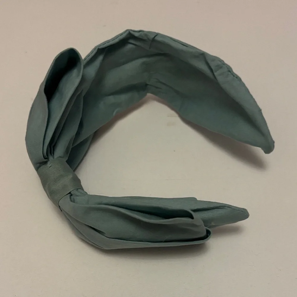 Teal Hair Bow Accessory